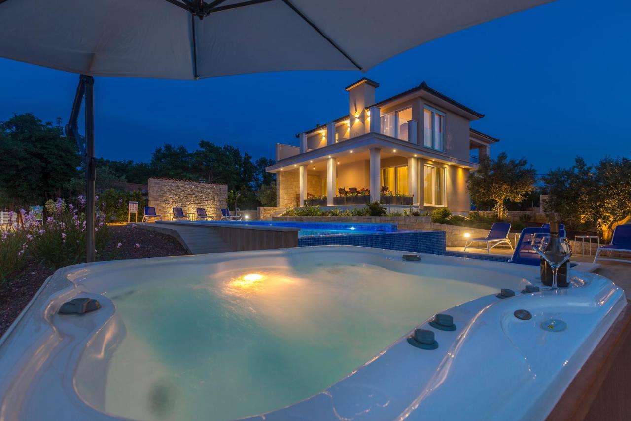 Villa Roko Malinska Esterno foto